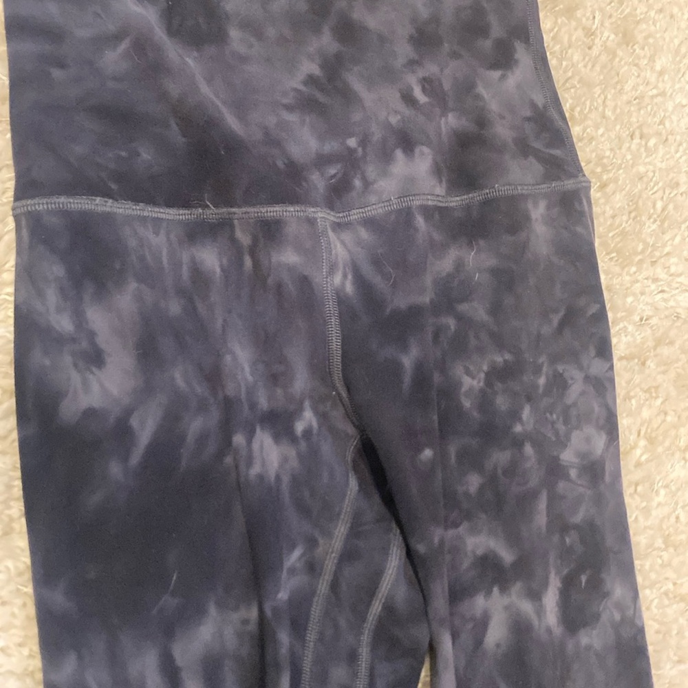 Lululemon leggings size 2